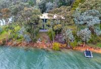 B&B Eildon - Luxury on the Lake - Bed and Breakfast Eildon