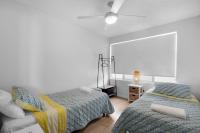 Three-Bedroom Family Apartment with Ocean View