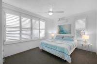 Deluxe Three Bedroom Ocean View Apartment