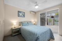 Two-Bedroom Apartment with Ocean View and Air-conditioning - Ground Floor
