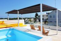 Casa Moderna Fresca and Mistico Beach Club plus Boat Shuttle - B&B San Pedro