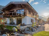 Chalet in Pinzgau near Ski Slopes & Sauna - Chambres d’hôtes Wald im Pinzgau