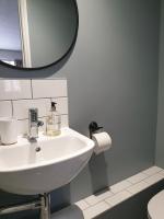 Camera Matrimoniale Ampia con Bagno Interno - 2° Piano