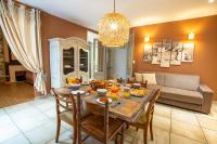 Centre Historique- FREE Parking-WIFI-CAMPAGNE CHIC- SLEEPNTRIPBEZIERS - Ferienwohnung