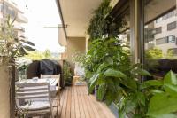Dream Apartment - central and quiet with AC and free parking garage - Ferienwohnung