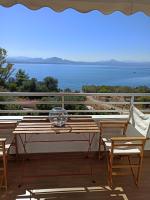 Atlas Endless Blue Apartment - Ferienwohnung Loutráki