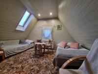 Camera Familiare con Bagno in Comune