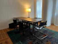 Schönes Loft mit Kamin in Mitte Gesundbrunnen - Bed and Breakfast Berlijn