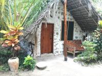 Bungalow with Garden view (8)