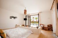 Suite Junior con vistas a la piscina