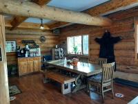 Arctic Divide Lodge - B&B Dease Lake