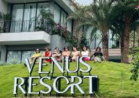 FLAMINGOS VENUS REORT -Xanh Villa - 4 phòng ngủ- Bể bơi riêng-Free vé cổng - B&B Phúc Yên