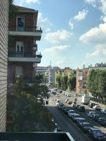 Zeus-08: Splendido monolocale, zona San Siro - B&B Milano