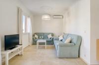 Appartement Bricka - Welkeys - Bed and Breakfast Antibes