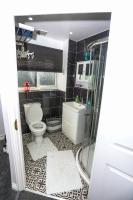 Deluxe Double Room with Shower