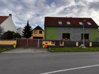 Nový a krásný apartmán v blízkosti Košťálova - B&B