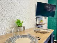 Magnifique studio ~Hipster~ porte du Futuroscope - B&B Chasseneuil-du-Poitou