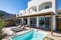 Villa N mit Tauchbecken im Freien