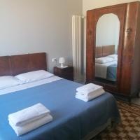 Tweepersoonskamer met een Eigen Externe Badkamer
