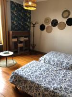 Twin Room with Private External Bathroom