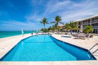 Beach Living at Discovery Point Club - B&B West Bay