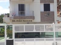 Apartamento com Estacionamento, Wi-Fi, Ar condicionado a 300 metros da Praia da Enseada no Guarujá. - B&B Guarujá