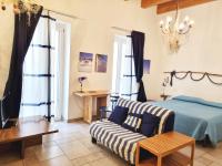 Triple Room with Bathroom