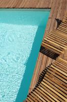 Les Combres, gîte tout confort, climatisé, full équipé avec piscine chauffée - B&B Malbosc