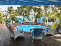 Villa ensoleillée avec piscine privée à Saint-François - Ferienwohnung Saint-François
