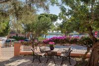 Porto San Paolo Apartments - B&B Porto San Paolo