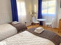 Chambre Lits Jumeaux avec Salle de Bains Privative Séparée