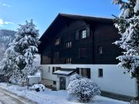 Appartement 53m2 rénové dans un chalet au coeur de Charmey avec vue sur les montagnes - B&B