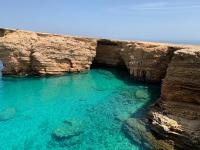 Aeris suites pori jacuzzi villa - B&B Koufonísi