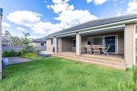 13 Morna Point Rd pet friendly boat parking house on one level - Chambres d’hôtes Eneabba