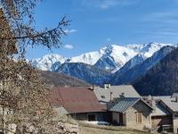 Chalet Ailleurs Appartement à Molines en Queyras - B&B