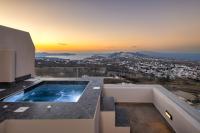 U Villa with Sea View and Heated Tub 