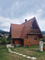 Vikendica Nina - Bed and Breakfast Mitrovac