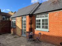 Forge Cottage - Pretty 1 Bedroom Cottage with Free Off Street Parking - B&B