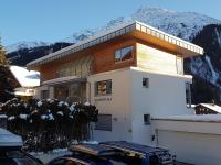 Chalet Schloßkopf FeWo Rendl - B&B St Anton am Arlberg