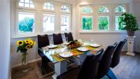 B&B Lychen - Parkresidenz Lychen, Ferienwohnung 8 - Bed and Breakfast Lychen