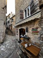 B&B Kotor - Guesthouse Athos - Bed and Breakfast Kotor