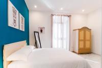 Quadruple Room with Private Bathroom