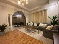 B&B Riyad - Luxury 3 Bedroom Apartment - Very Spacious - Bed and Breakfast Riyad