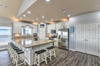 Steps to Shore Crystal Beach Retreat with Deck! - Ferienwohnung Crystal Beach