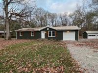 Remodeled Cottage With Sunroom - Bed and Breakfast