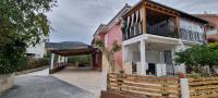 Luxurious three bedrooms apartment with two terraces - B&B