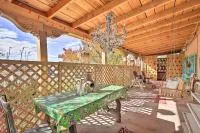 Idyllic Española Casita w/ Charcoal Grill - B&B Española