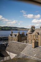 Broughty Ferry Riverview Apt -3 bedroom -Sleeps 6 - B&B