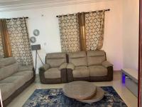 Cheerful 3 bedroom bungalow, Fatty Boulevard - Bed and Breakfast Madina Sey Kunda