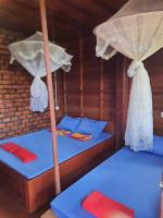 Habitación Triple con balcón